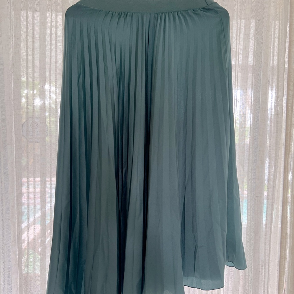 Green Zara Skirt XS